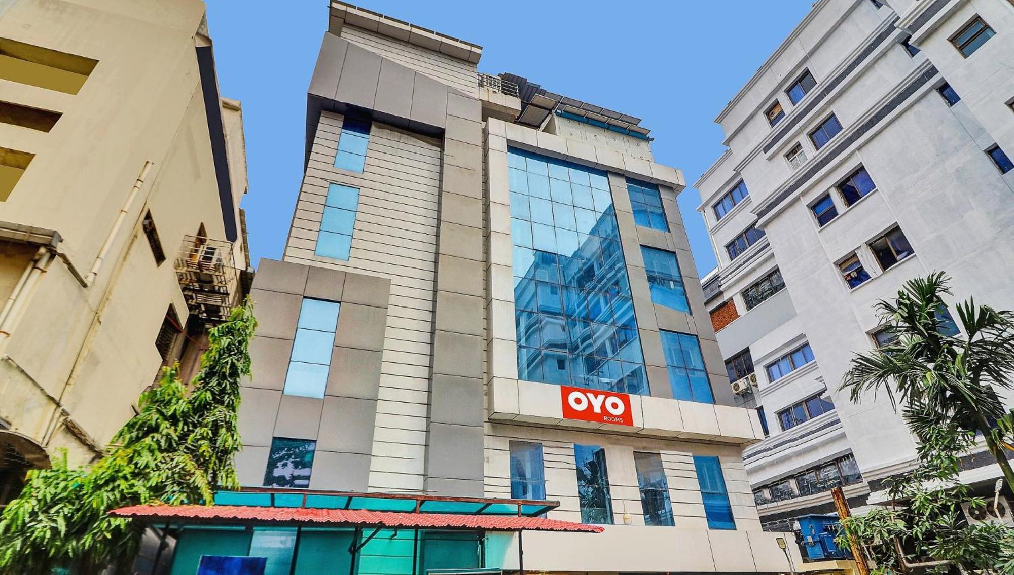 OYO 70144 Heavens Inn Haiderabad Buitenkant foto