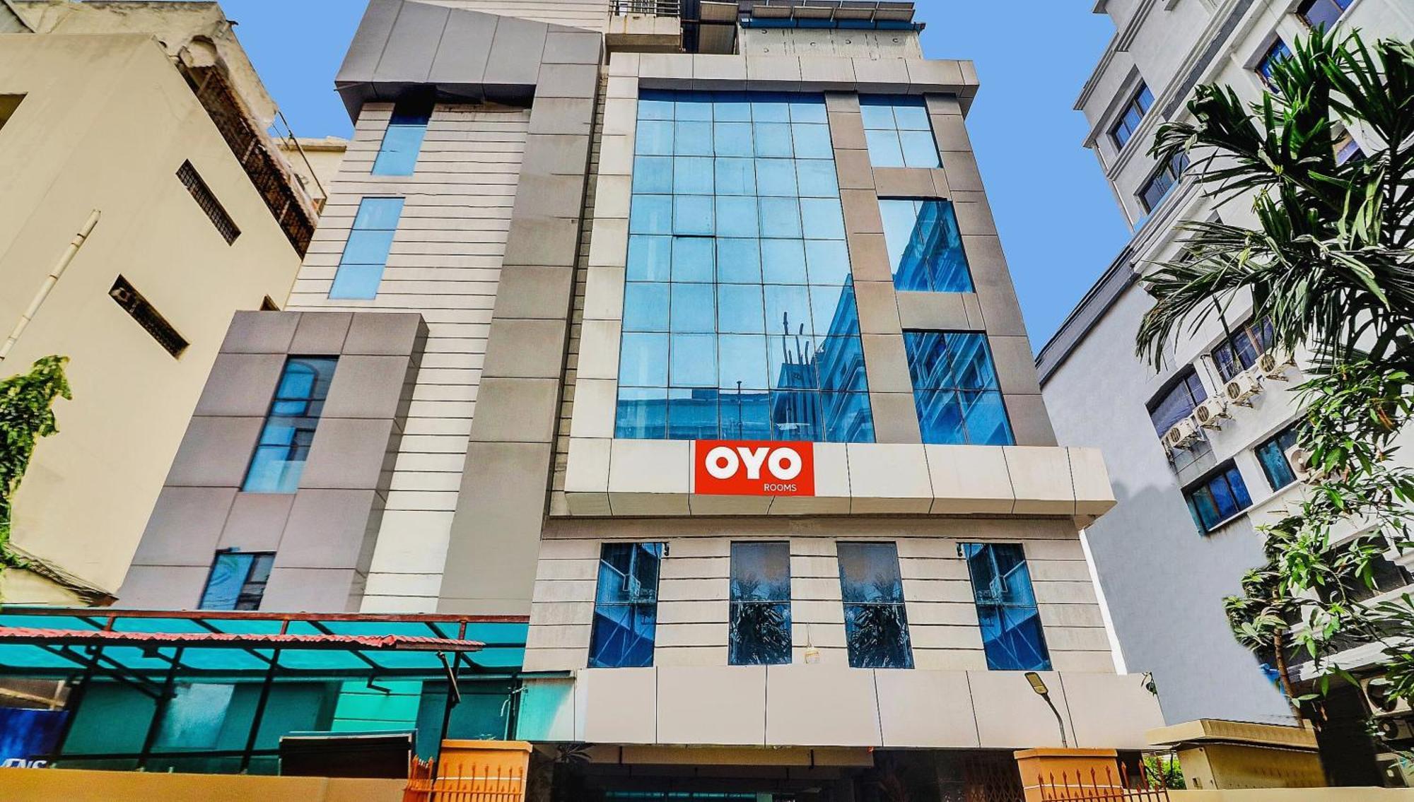 OYO 70144 Heavens Inn Haiderabad Buitenkant foto