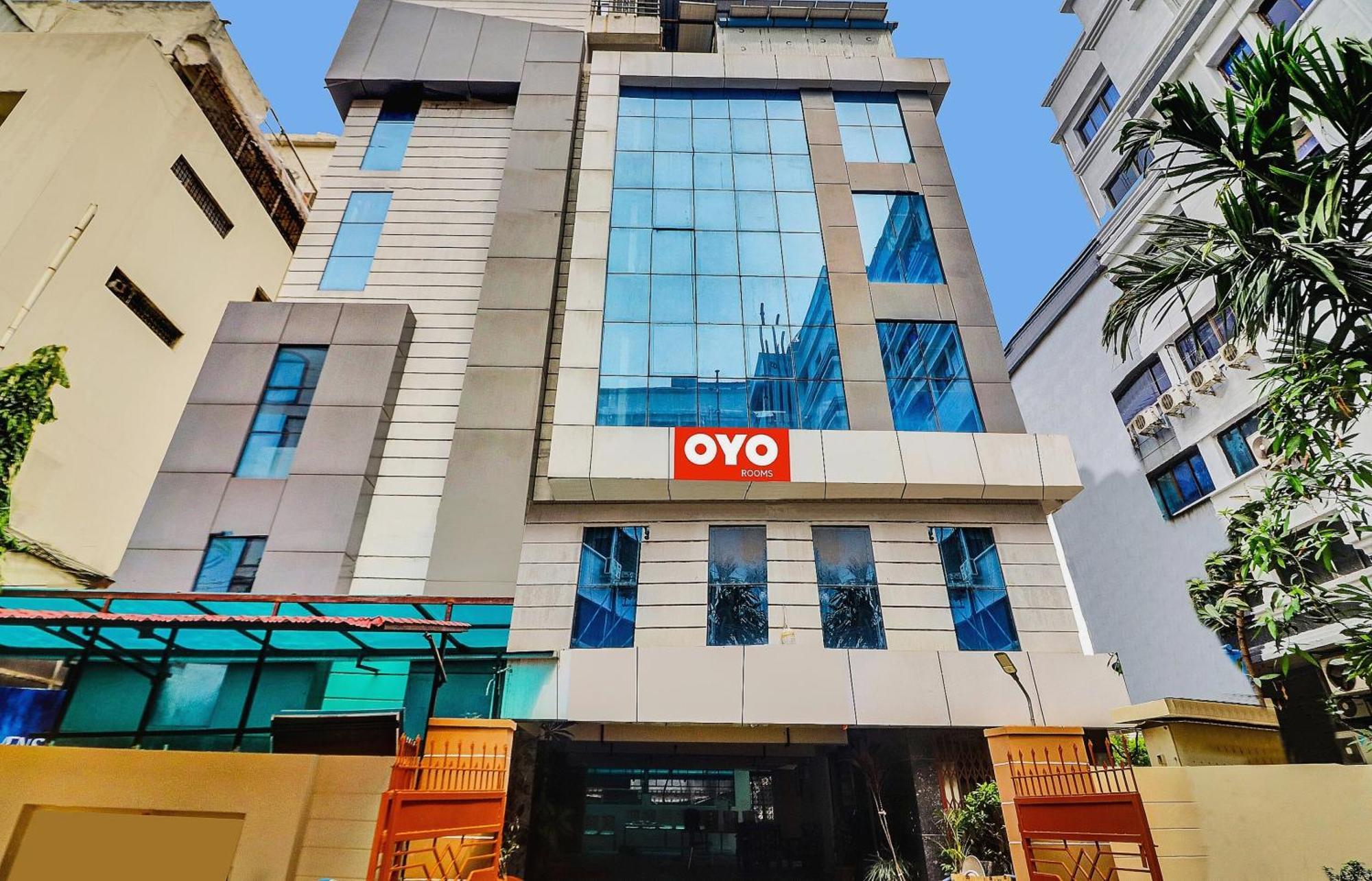 OYO 70144 Heavens Inn Haiderabad Buitenkant foto